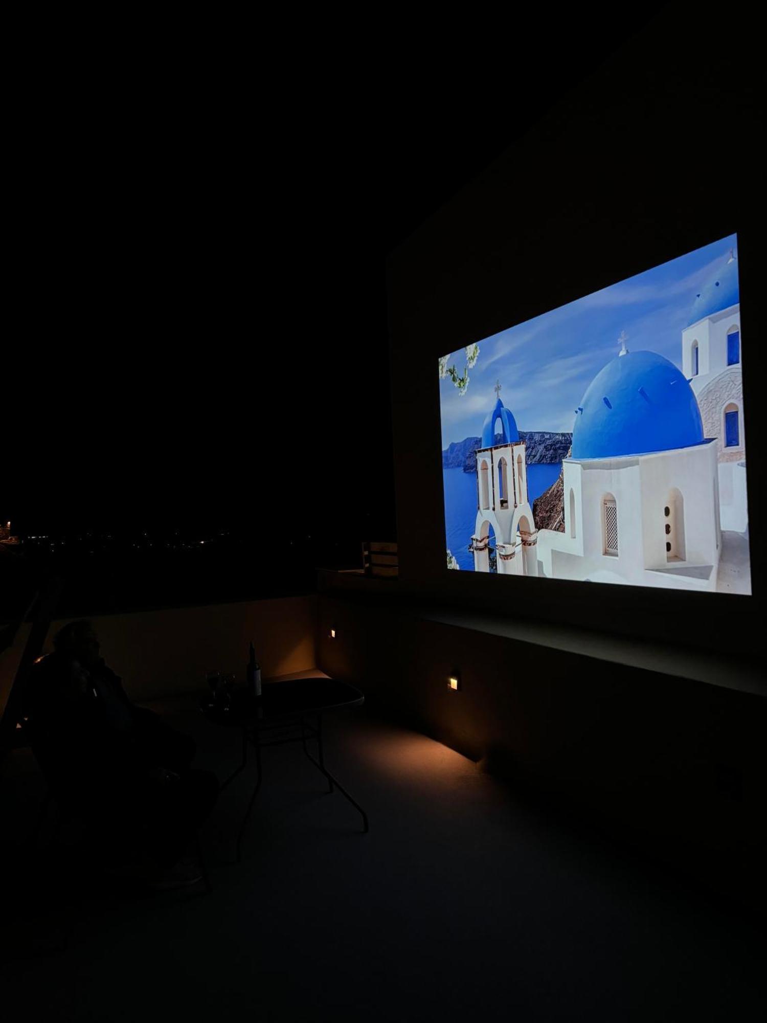 Love Nest With Hot Tub, Hammam & Outdoor Cinema Akrotírion Eksteriør billede